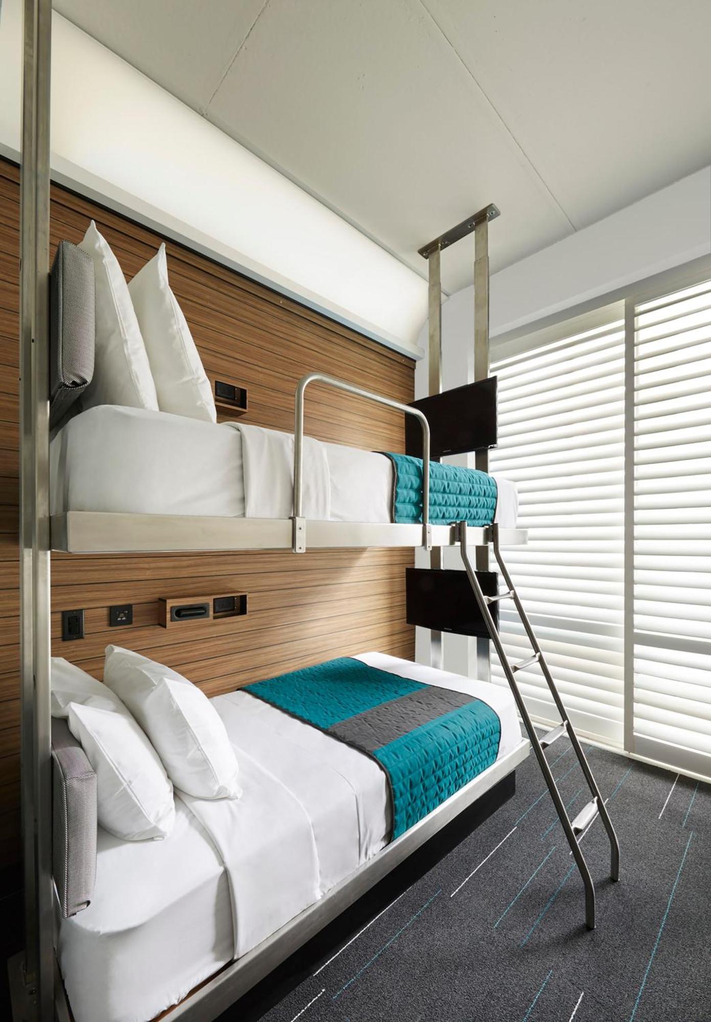 Bunk Pod
