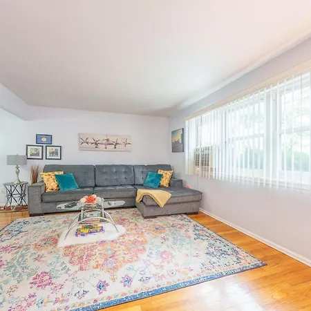 Luxury Close To Ubs Arena And Jfk-3