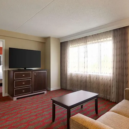 Doubletree By Hilton New York-Laguardia-2