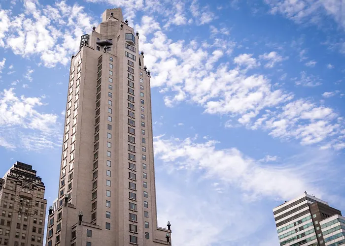 Hotel with view: Four Seasons Hotel New York