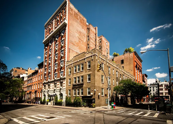 Romantic hotel: Washington Square Hotel