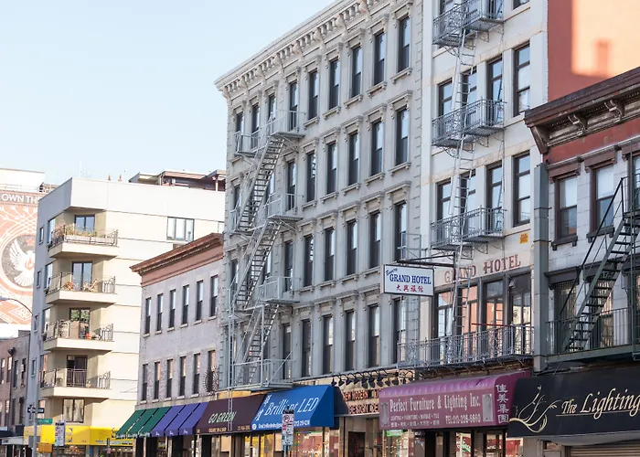 Hotel cerca del colegio: Bowery Grand Hotel