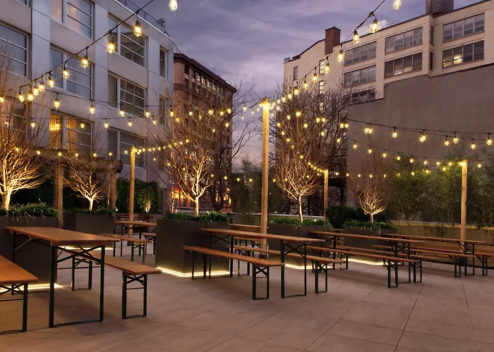 Hotel: The Tillary Hotel Brooklyn