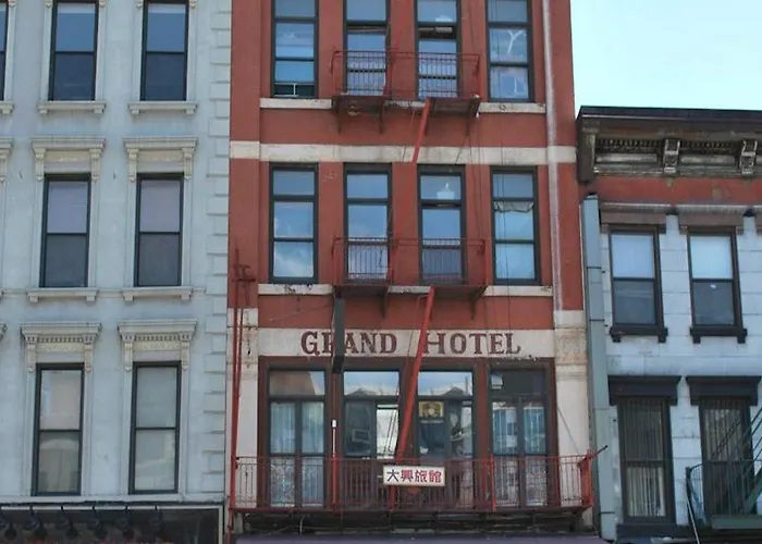 Hotel cerca del colegio: Bowery Grand Hotel